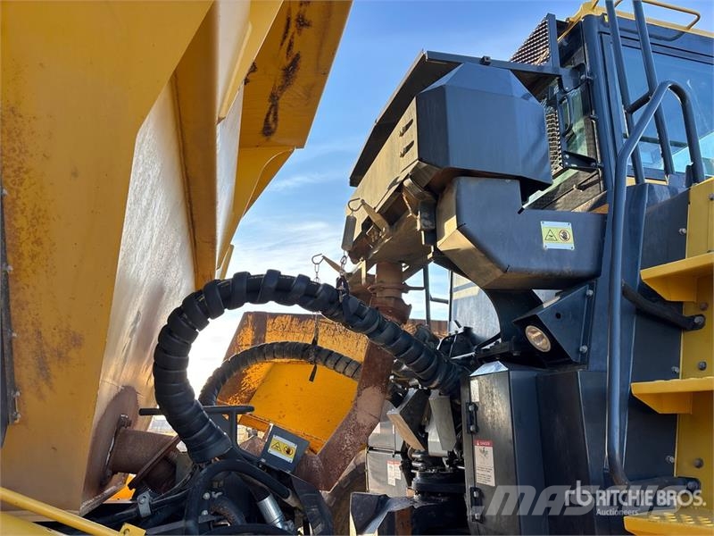 Komatsu HM400-5 Dumper - Knickgelenk