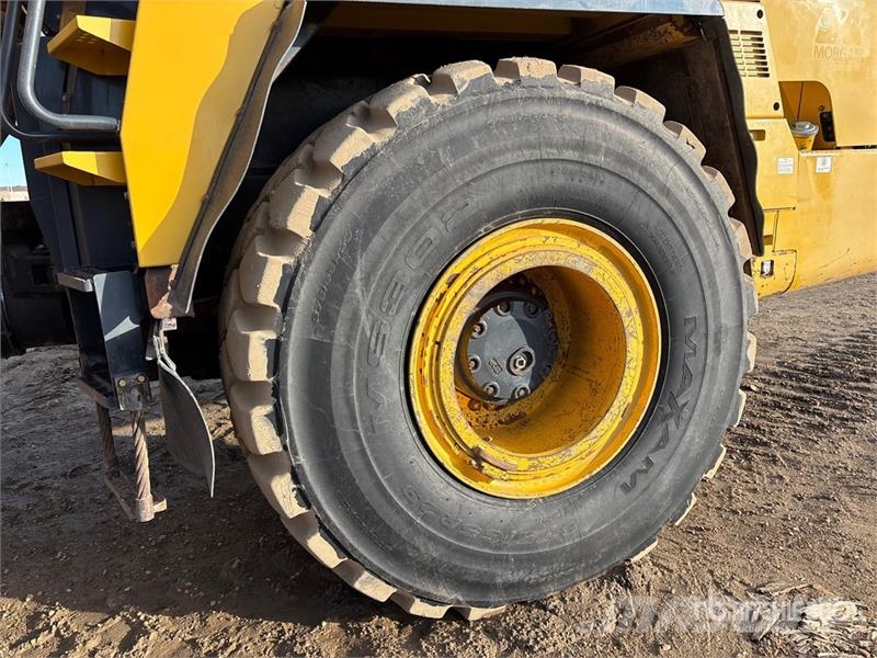 Komatsu HM400-5 Dumpperit