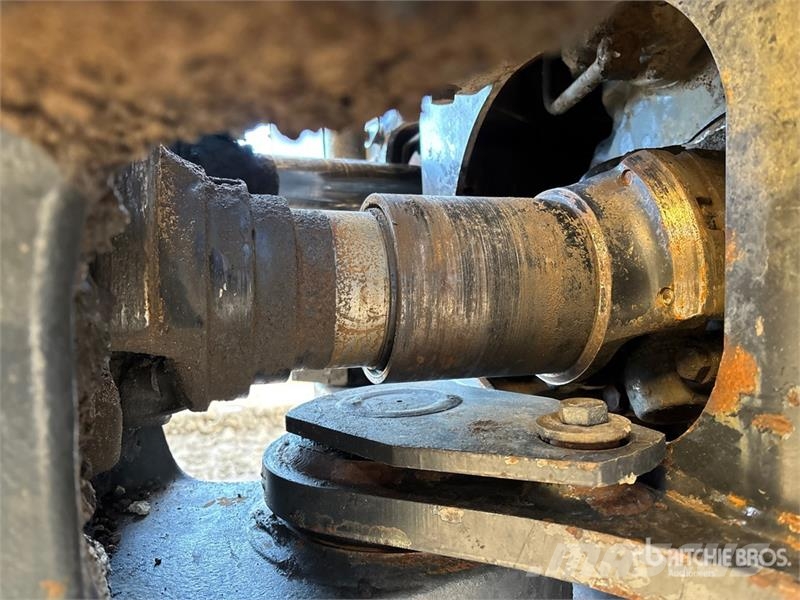Komatsu HM400-5 Dumpperit