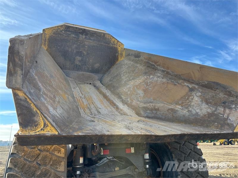 Komatsu HM400-5 Dumpperit