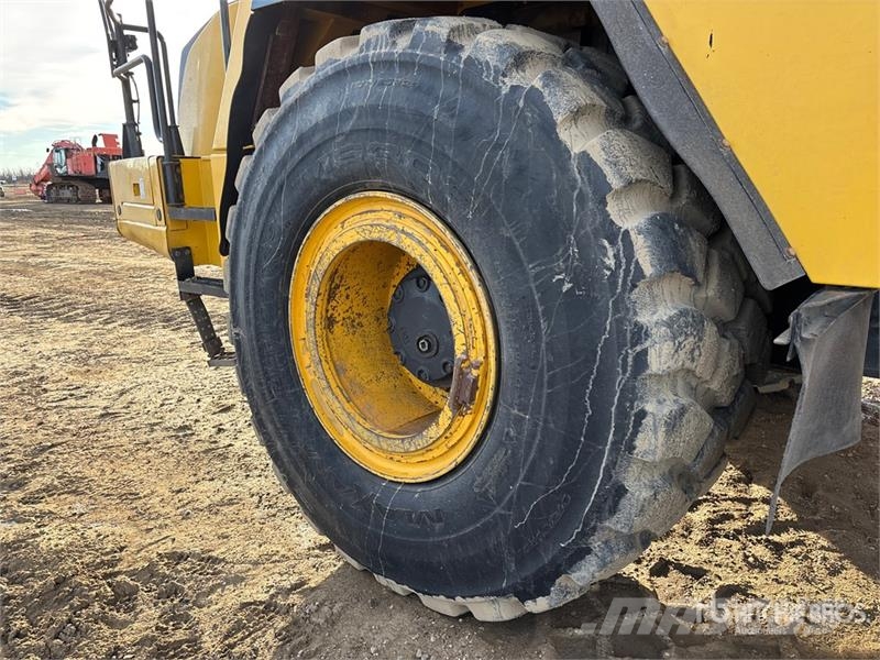 Komatsu HM400-5 Dumpperit