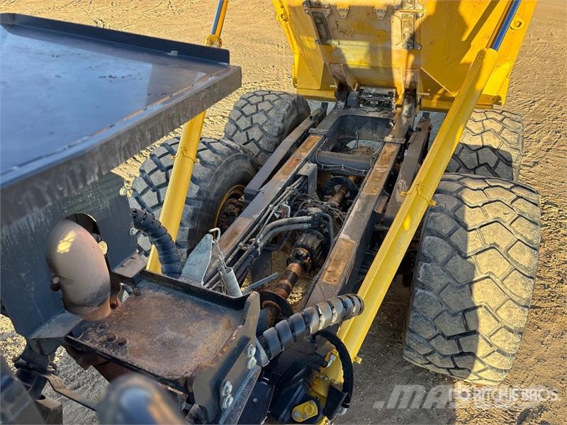 Komatsu HM400-5 Dumper - Knickgelenk