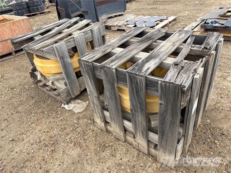 Komatsu of (2) Komatsu Parts Lisävarusteet ja komponentit