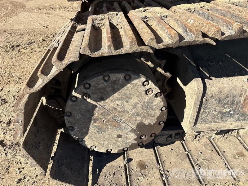 Komatsu PC 490 LC-10 Tracked Excavator (Inoperable) Paletli ekskavatörler