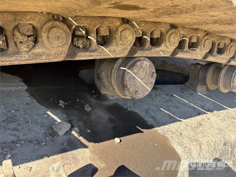 Komatsu PC 490 LC-10 Tracked Excavator (Inoperable) Paletli ekskavatörler