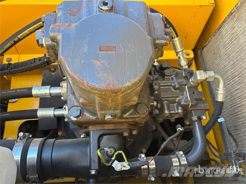 Komatsu PC 490 LC-10 Tracked Excavator (Inoperable) Paletli ekskavatörler