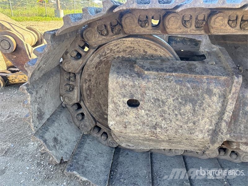 Komatsu PC 490 LC-10 Tracked Excavator (Inoperable) Paletli ekskavatörler
