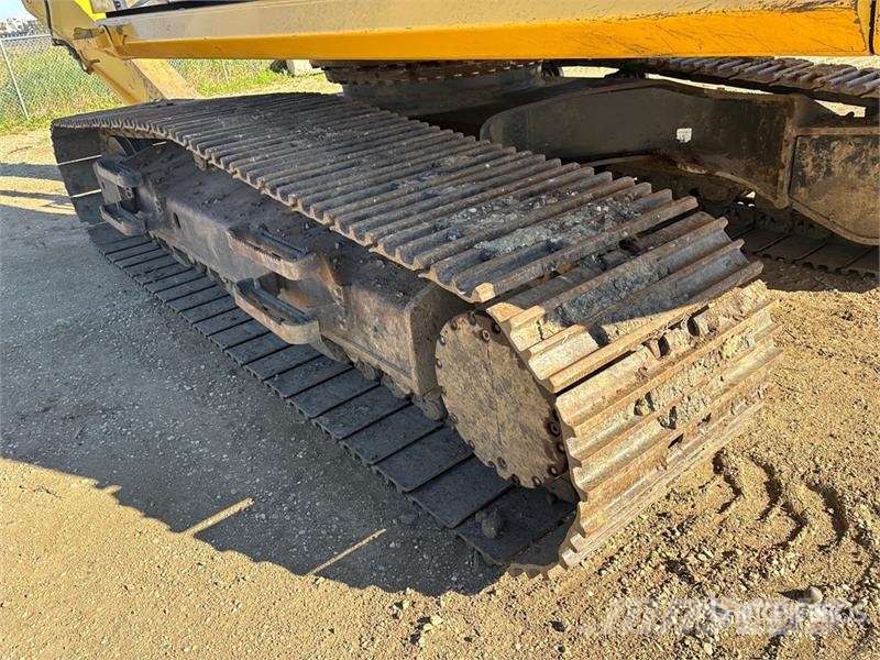 Komatsu PC 490 LC-10 Tracked Excavator (Inoperable) Paletli ekskavatörler