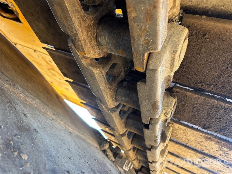 Komatsu PC 490 LC-10 Tracked Excavator (Inoperable) Paletli ekskavatörler