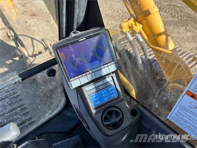 Komatsu PC 490 LC-10 Tracked Excavator (Inoperable) Paletli ekskavatörler