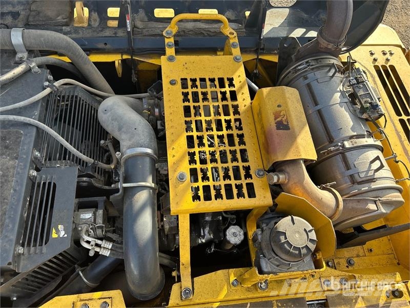 Komatsu PC360LC-10 Tracked Excavator Crawler excavators