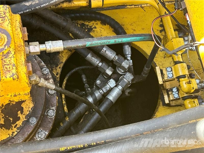 Komatsu PC360LC-10 Tracked Excavator Crawler excavators