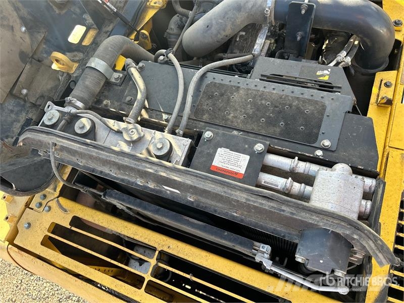 Komatsu PC360LC-10 Tracked Excavator Crawler excavators