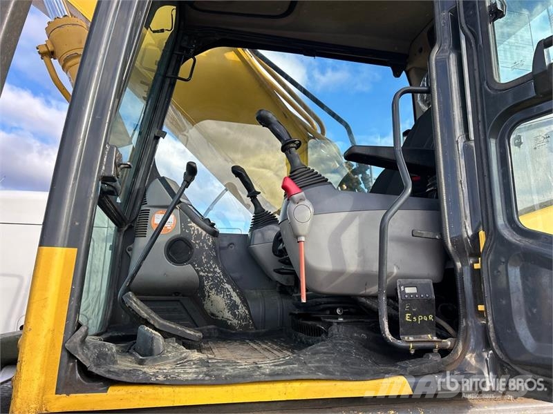Komatsu PC360LC-10 Tracked Excavator Crawler excavators