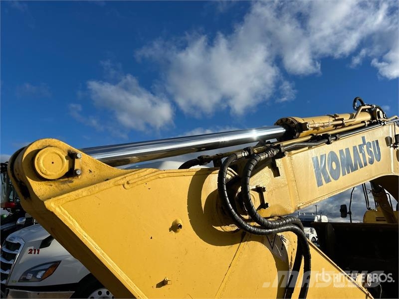 Komatsu PC360LC-10 Tracked Excavator Crawler excavators