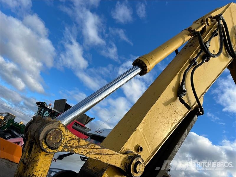 Komatsu PC360LC-10 Tracked Excavator Crawler excavators