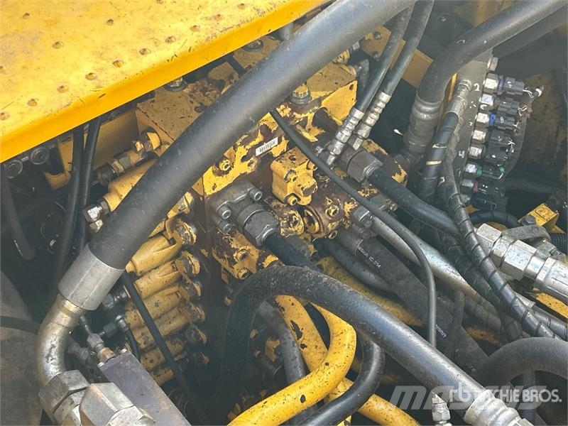 Komatsu PC360LC-10 Tracked Excavator Crawler excavators