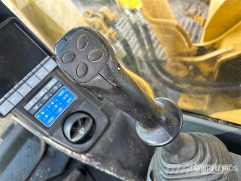 Komatsu PC360LC-10 Tracked Excavator Crawler excavators