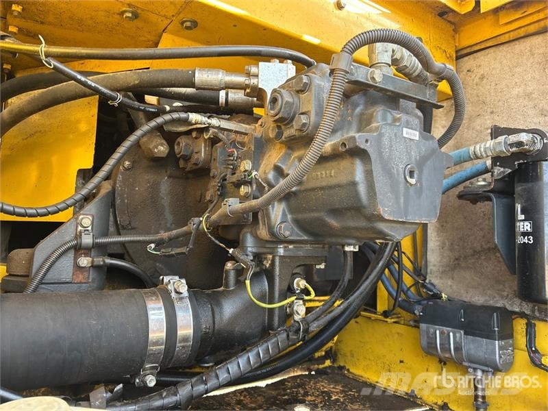 Komatsu PC360LC-10 Tracked Excavator Crawler excavators