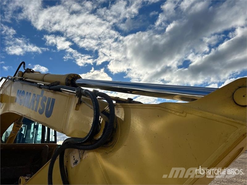 Komatsu PC360LC-10 Tracked Excavator Crawler excavators