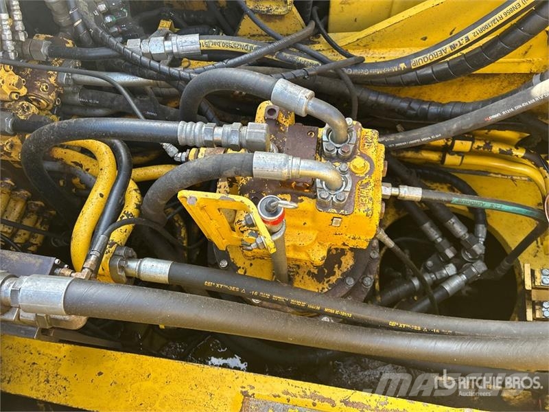 Komatsu PC360LC-10 Tracked Excavator Crawler excavators