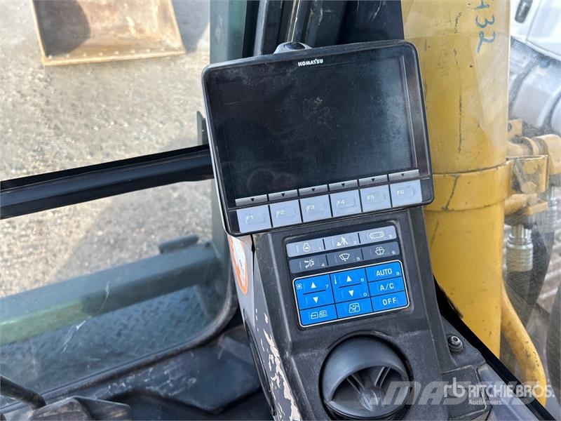 Komatsu PC360LC-10 Tracked Excavator Crawler excavators