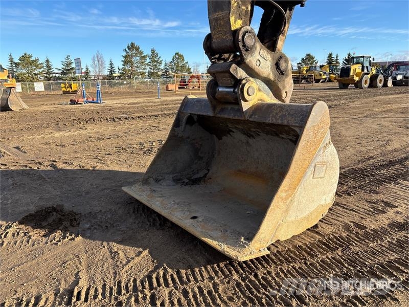 Komatsu PC360LC-11 Raupenbagger