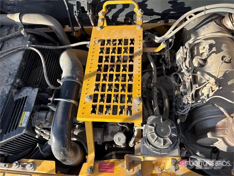 Komatsu PC360LC-11 Raupenbagger