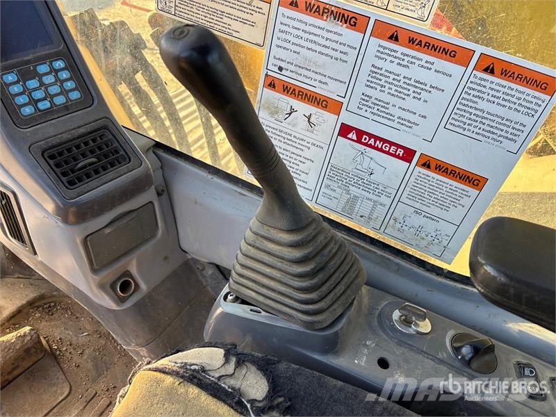 Komatsu PC400LC-7 Tracked Excavator Bandgrävare