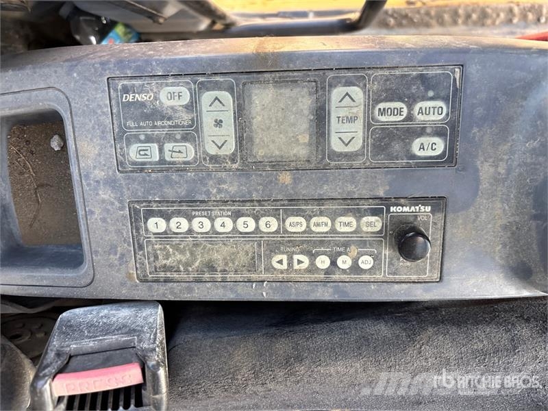 Komatsu PC400LC-7 Tracked Excavator Bandgrävare