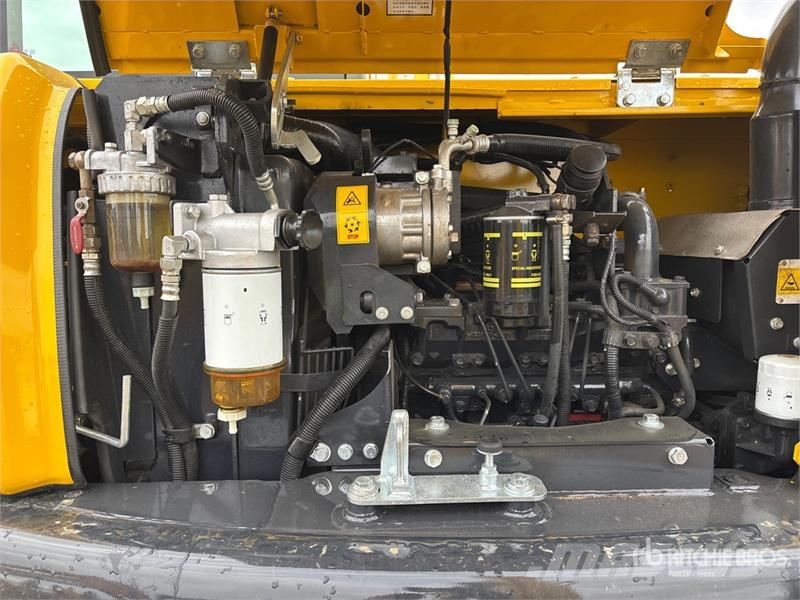 Komatsu PC60-8 Mini Excavator Мини екскаватори < 7 т