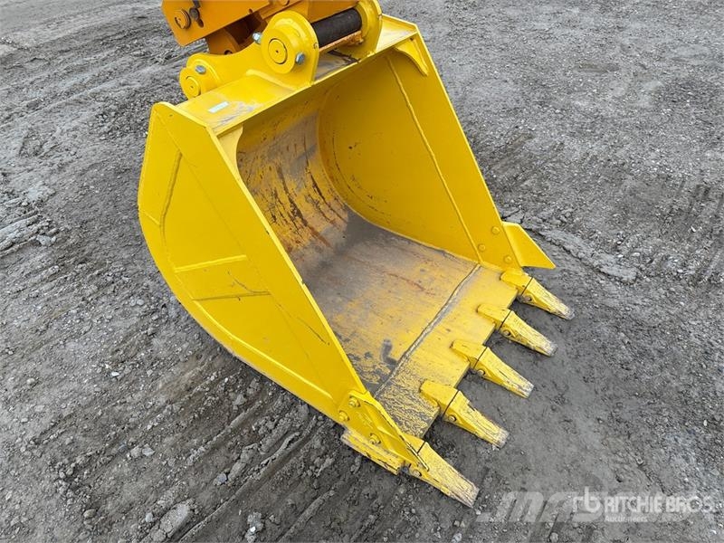 Komatsu PC70-8 Tracked Excavator حفارات زحافة