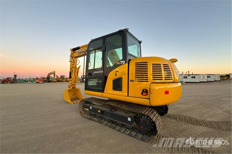 Komatsu PC70-8 Tracked Excavator Raupenbagger