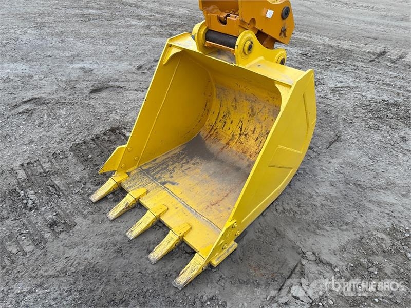 Komatsu PC70-8 Tracked Excavator حفارات زحافة