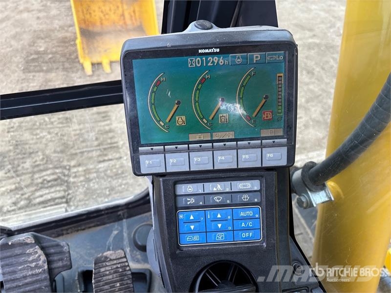 Komatsu PC70-8 Tracked Excavator حفارات زحافة