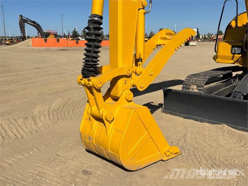 Komatsu PC70-8 Tracked Excavator Crawler excavators