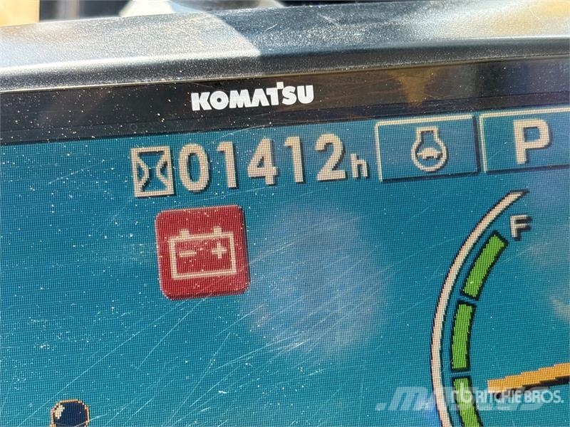 Komatsu PC70-8 Tracked Excavator Beltegraver