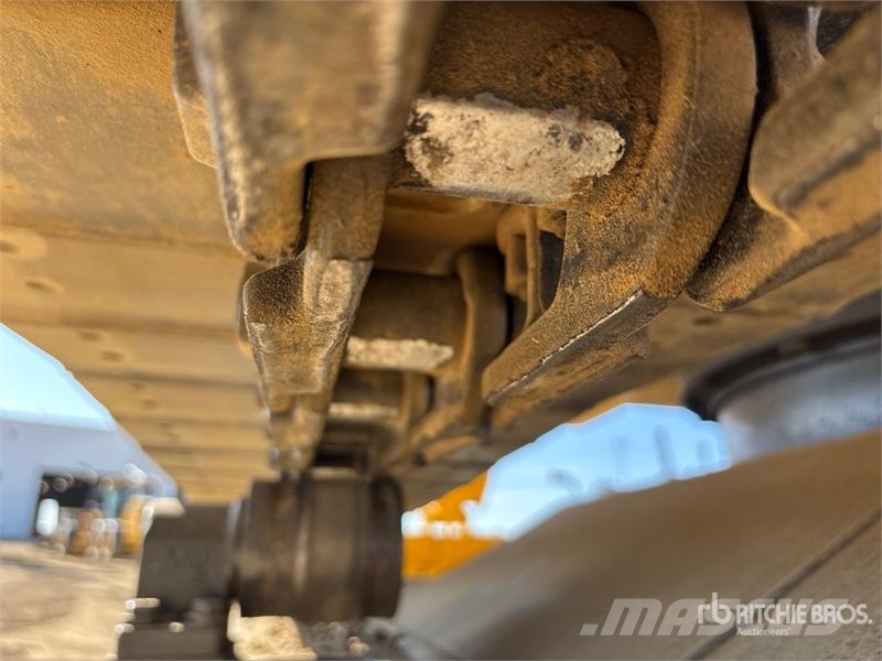 Komatsu PC70-8 Tracked Excavator Crawler excavators