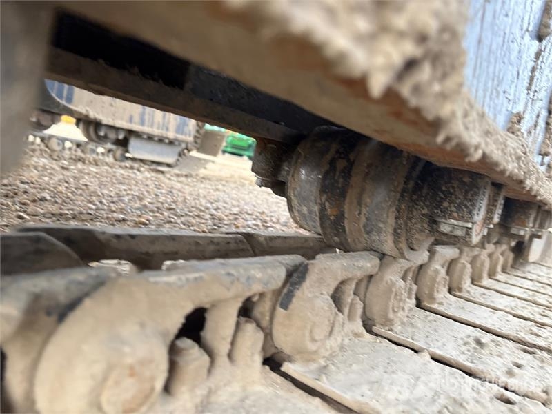 Komatsu PC70-8 Tracked Excavator حفارات زحافة