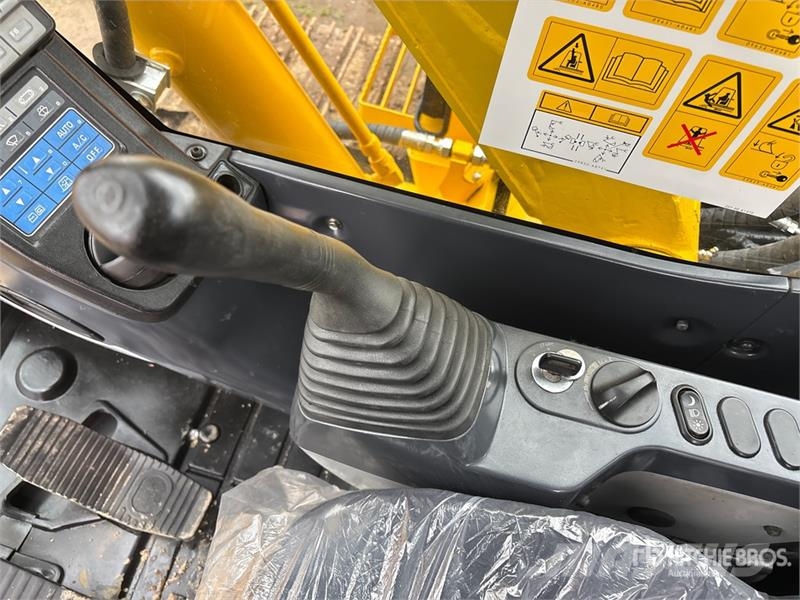 Komatsu PC70-8 Tracked Excavator Escavatori cingolati
