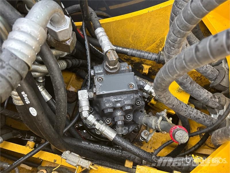 Komatsu PC70-8 Tracked Excavator Escavatori cingolati