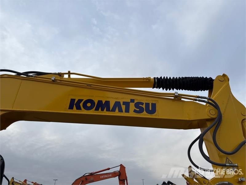 Komatsu PC70-8 Tracked Excavator حفارات زحافة