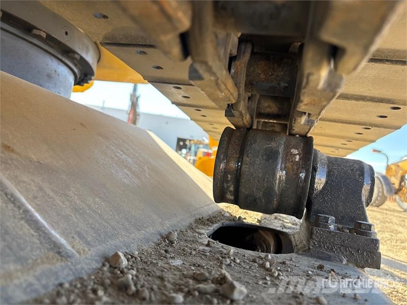 Komatsu PC70-8 Tracked Excavator Crawler excavators