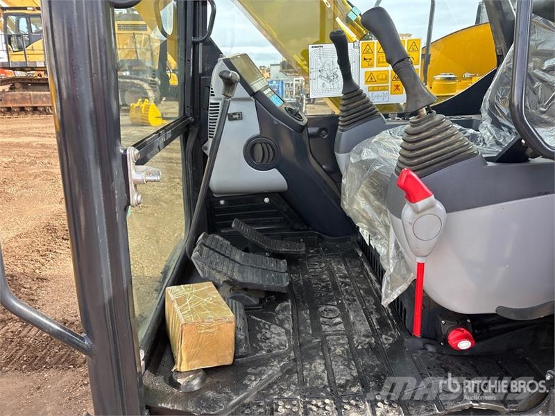 Komatsu PC70-8 Tracked Excavator Rupsgraafmachines
