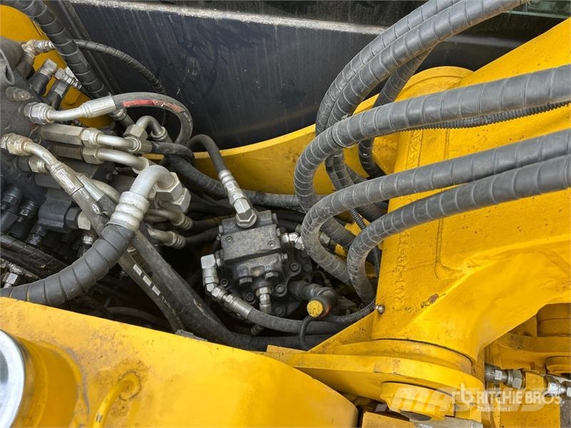 Komatsu PC70-8 Tracked Excavator Crawler excavators
