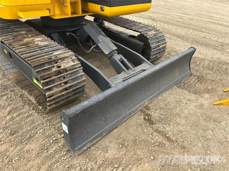 Komatsu PC70-8 Tracked Excavator Crawler excavators