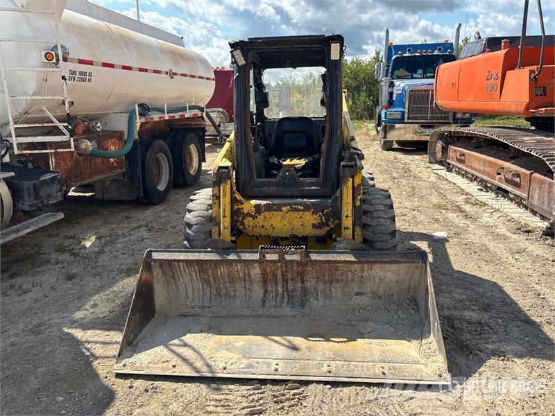 Komatsu SK815-5N Kompaktlastare