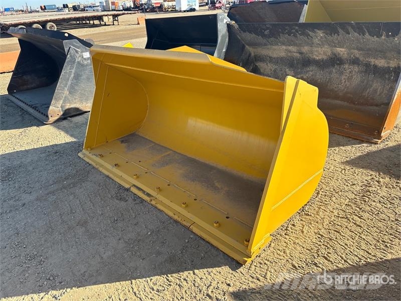 Komatsu WA270-8 100 in Wheel Loader Bucket Žlice