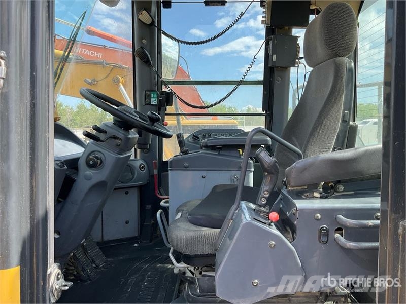 Komatsu WA500-6 Wheel Loader Utovarivači na kotačima