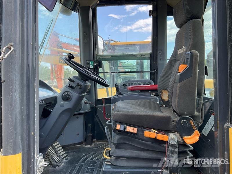 Komatsu WA500-6 Wheel Loader Utovarivači na kotačima